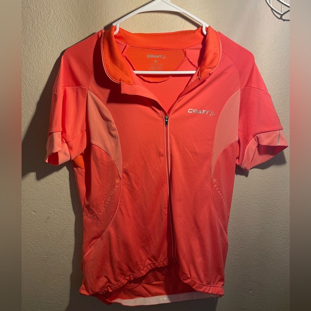 Craft Women’s Running Breathable Short Sleeve Top with zipper phone holder -New